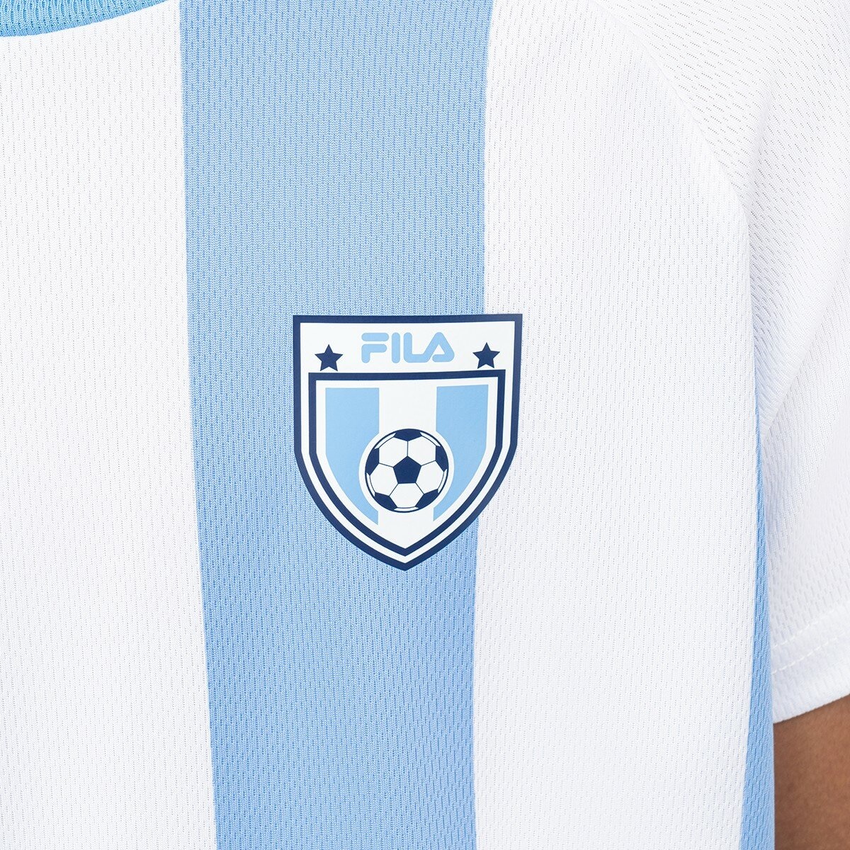 Fila 兒童足球短袖套組 白/藍 M