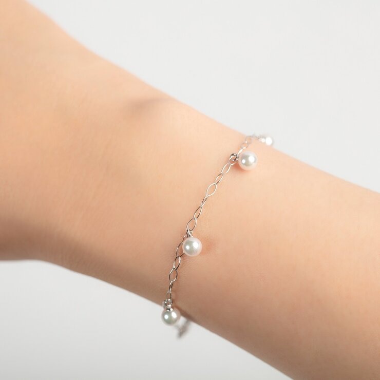 Tokyo Pearl 18K白K金 4.5公釐 - 5.5公釐 Akoya 珍珠手環