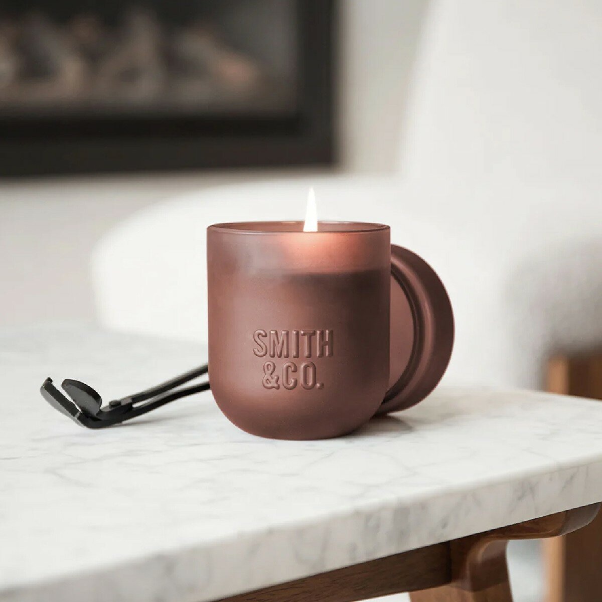 SMITH & CO. 香氛蠟燭 250公克 黑沉香與藏紅花