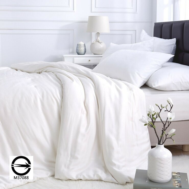 HOYACASA 手工蠶絲被 180公分 X 210 公分 (2.4公斤)