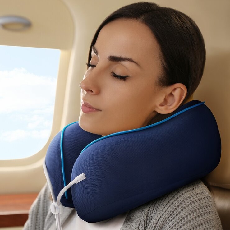 Airia Living 旅行記憶棉頸枕 26公分 X 25公分 X 11.3公分 藍