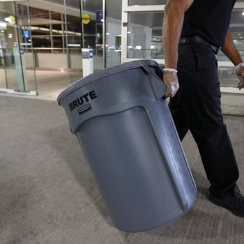 Rubbermaid 121升垃圾桶附蓋 Rubbermaid 121升垃圾桶附蓋