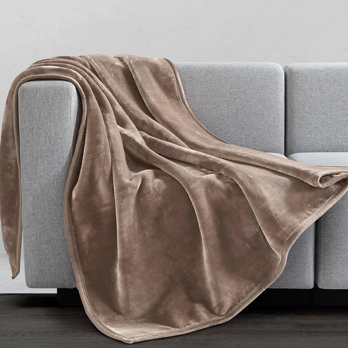 法蘭絨舒適毯 152公分 X 178公分 咖啡