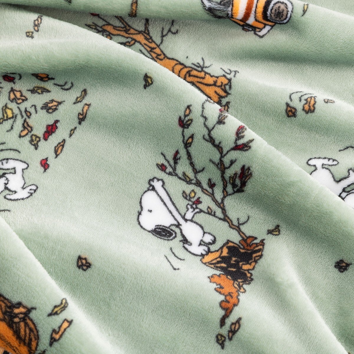 Peanuts 經典卡通舒適毯 152公分 X 177公分 綠