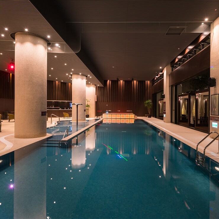 北投亞太飯店 豪華客房四人一泊一食平日住宿券 (含早餐)