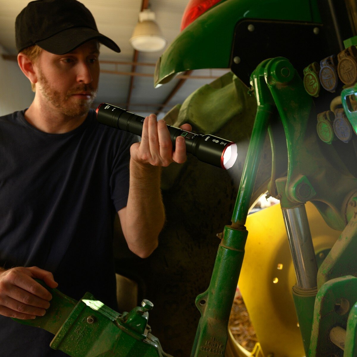 INFINITY X1 7000流明 手電筒