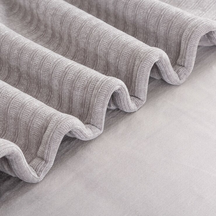 Berkshire 織紋柔軟舒適毯 152公分 X 177公分 灰