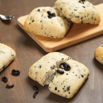 科克蘭 黑橄欖麵包 8入