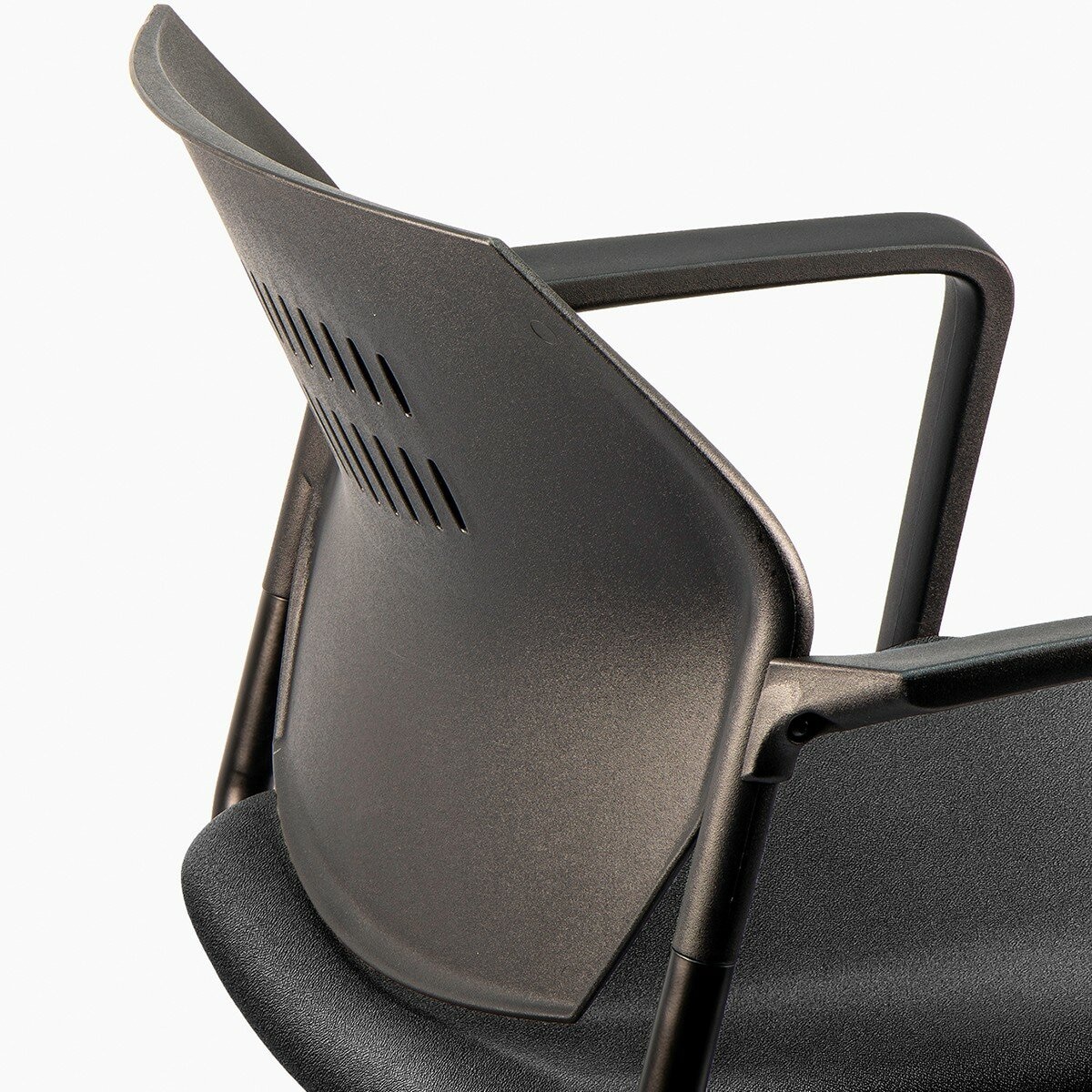 Musical Chairs Impressa 扶手辦公椅 黑 Musical Chairs Impressa 扶手辦公椅 黑