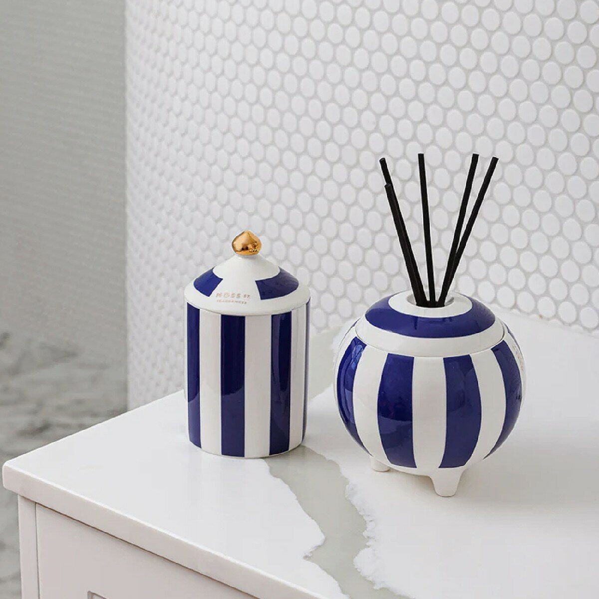 MOSS ST. FRAGRANCES 大陶瓷蠟燭 360公克 檀香與柑橘香