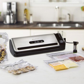 Foodsaver 真空密鮮器 (FM3941) Foodsaver 真空密鮮器 (FM3941)
