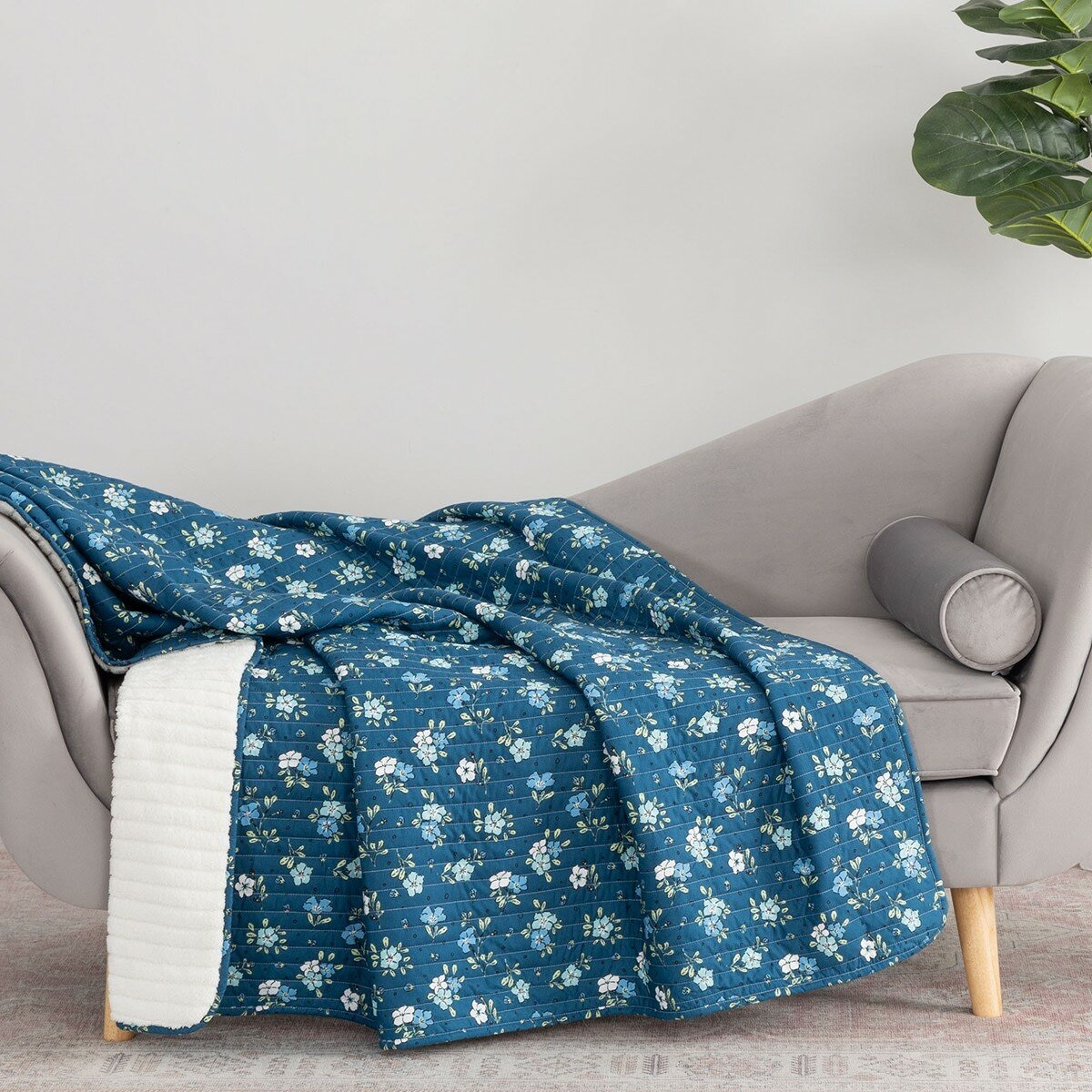 Berkshire 印花薄被毛毯 152公分 X 177公分 花卉 Berkshire 印花薄被毛毯 152公分 X 177公分 花卉