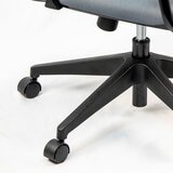 Musical Chairs Impressa 扶手辦公椅 灰 Musical Chairs Impressa 扶手辦公椅 灰