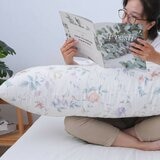 CASA 萊賽爾長抱枕 45公分 X 120公分 X 20公分 夢憶南溪