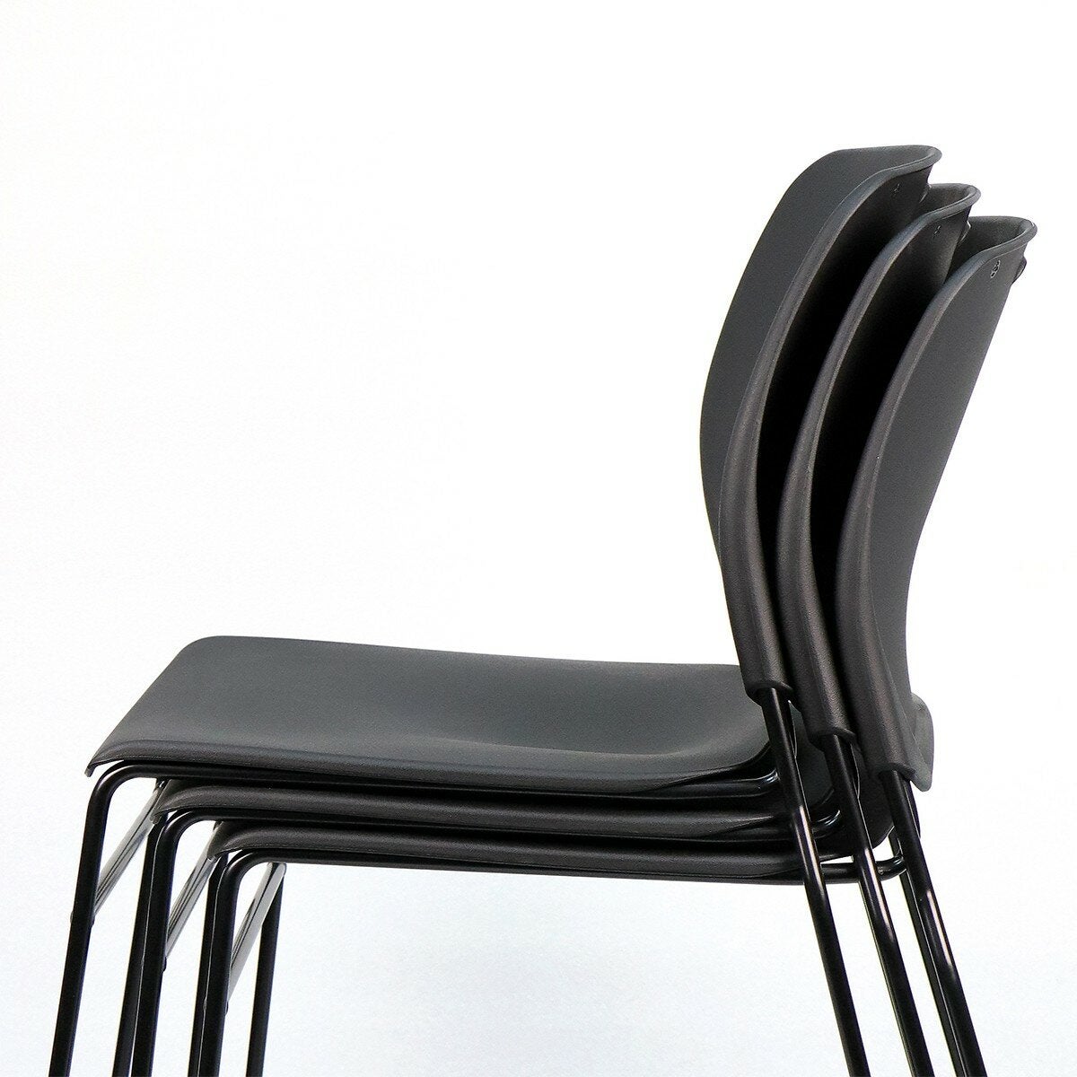 Musical Chairs Harmony 可堆疊訪客椅 2入組 黑