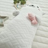 Allertect 涼感動物造型靠枕 22公分 X 70公分 水獺 Allertect 涼感動物造型靠枕 22公分 X 70公分 水獺