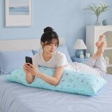 CASA 萊賽爾長抱枕 45公分 X 120公分 夢遊森林 CASA 萊賽爾長抱枕 45公分 X 120公分 夢遊森林