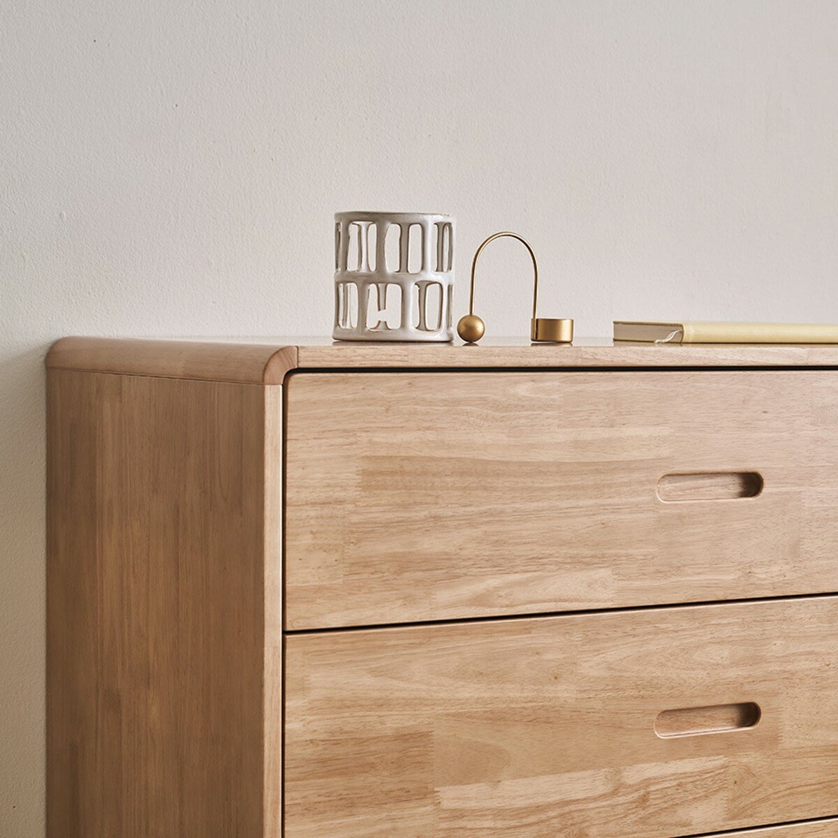 Finlandia Marrone 五格抽屜櫃