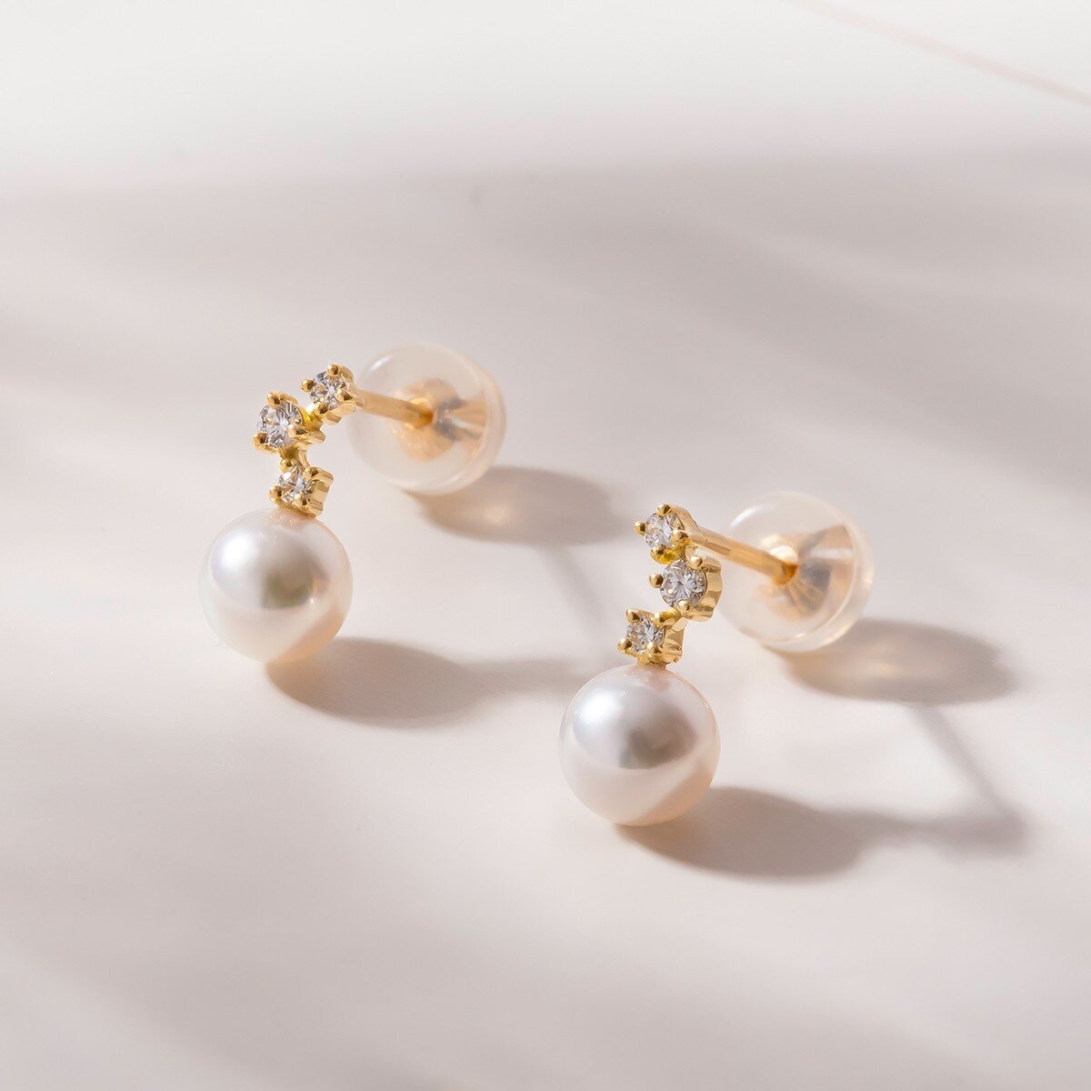 Tokyo Pearl 18K黃K金 5.0公釐 - 5.5公釐 Akoya 珍珠鑽石耳環