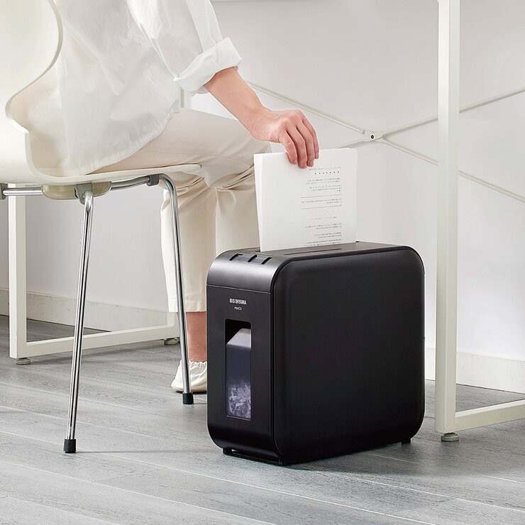 IRIS OHYAMA 超靜音小型碎紙機 P6HCS