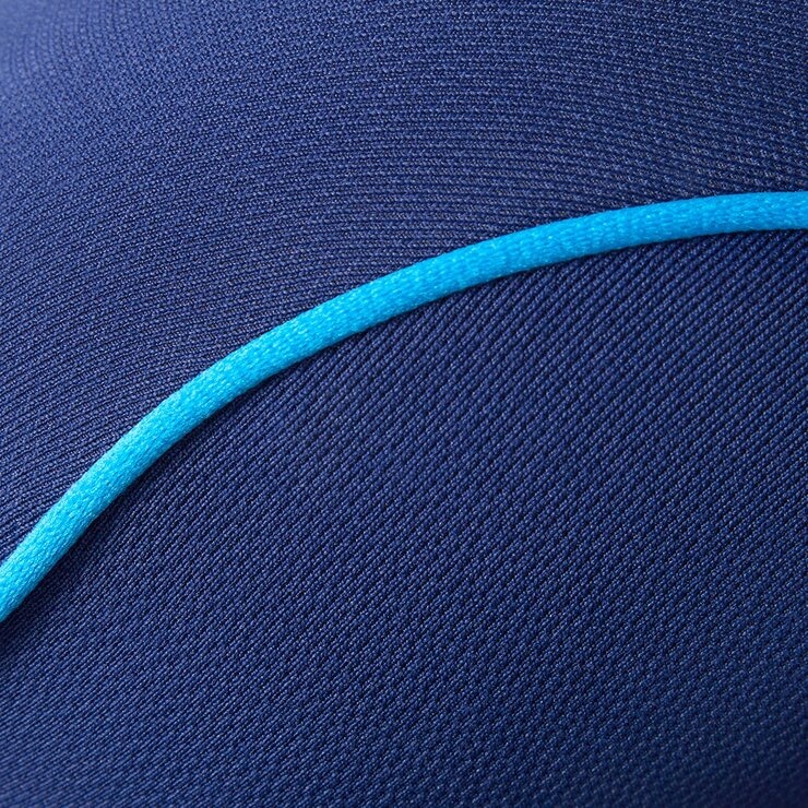 Airia Living 旅行記憶棉頸枕 26公分 X 25公分 X 11.3公分 藍