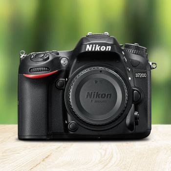Nikon D7200 單眼相機 (含 35MM F1.8 鏡頭) Nikon D7200 單眼相機 (含 35MM F1.8 鏡頭)