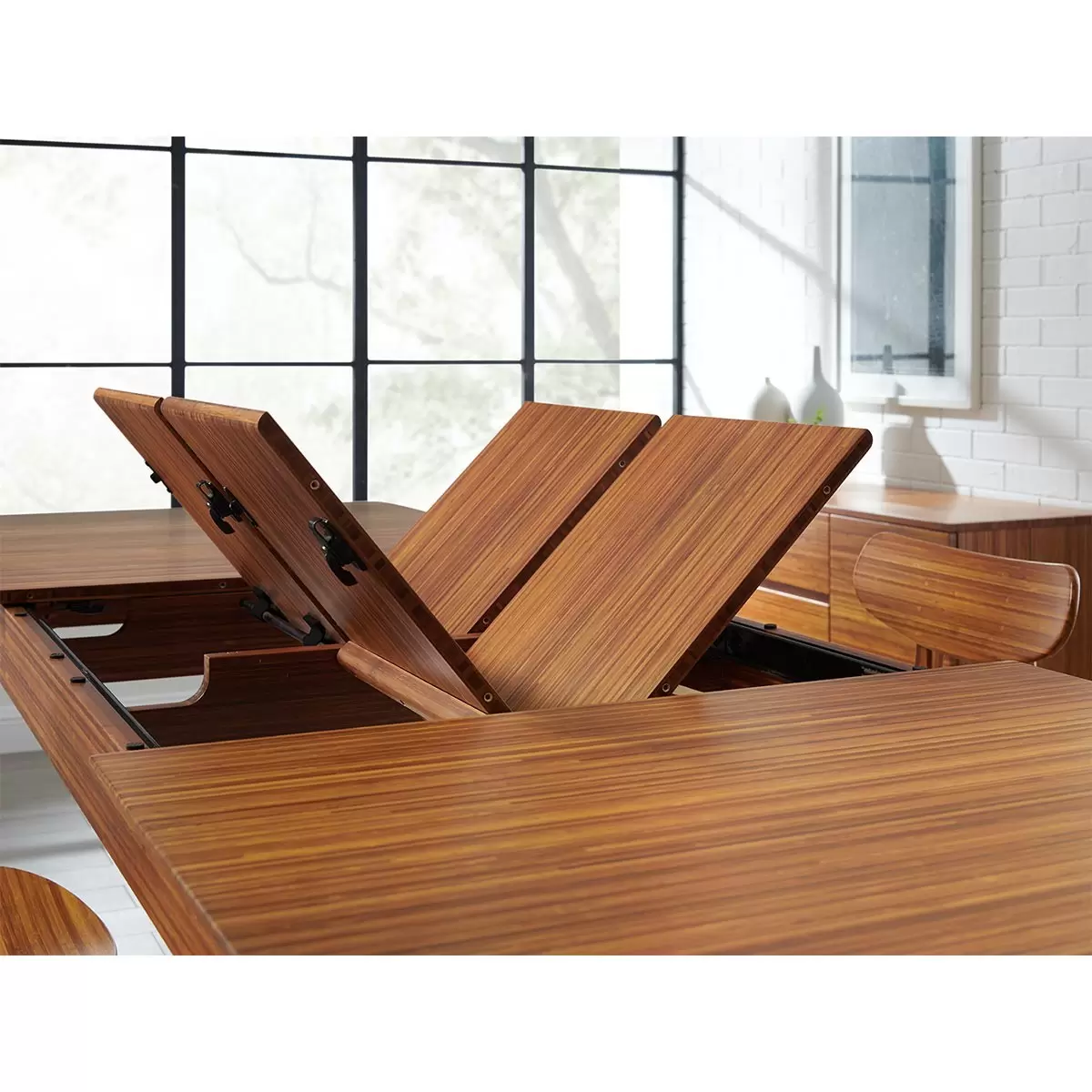 Greenington Erikka 竹製可伸縮式餐桌
