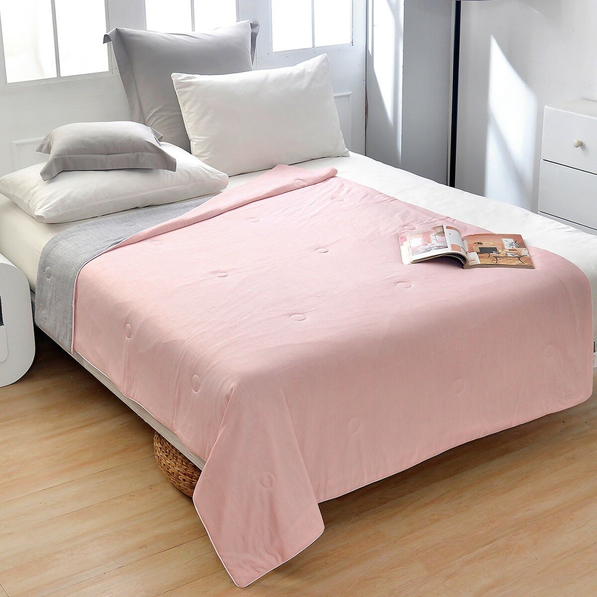 La Belle 素色涼感被 150公分 X 200公分 柔粉 La Belle 素色涼感被 150公分 X 200公分 柔粉