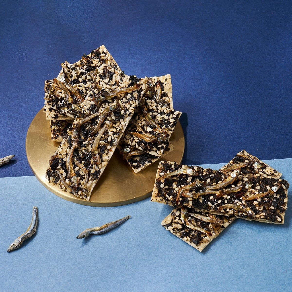 大田海洋 鱻魚禮盒 小魚乾鱈魚脆片 + 鮭魚鬆丁角 + 辣味鱈魚黑芝麻夾心絲 660公克 大田海洋 鱻魚禮盒 小魚乾鱈魚脆片 + 鮭魚鬆丁角 + 辣味鱈魚黑芝麻夾心絲 660公克