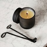 SMITH & CO. 香氛蠟燭 250公克 菸草與雪松木 SMITH & CO. 香氛蠟燭 250公克 菸草與雪松木