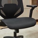 True Innovations 全網布辦公椅