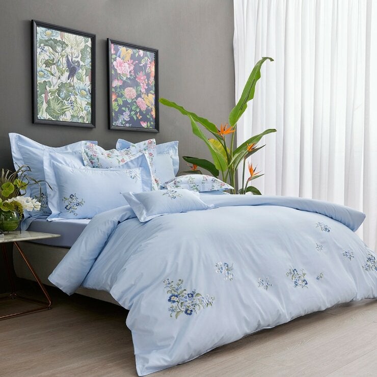 Wedgwood 300織純棉蘋果花園刺繡雙人四件式床組 155公分 X 191公分 Wedgwood 300織純棉蘋果花園刺繡雙人四件式床組 155公分 X 191公分