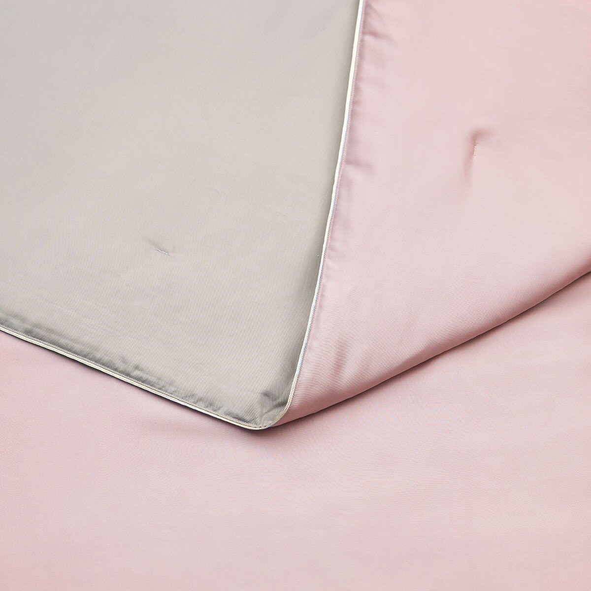 Hotel Grand 雙人桑蠶絲四季被 180公分 X 210公分 粉紅