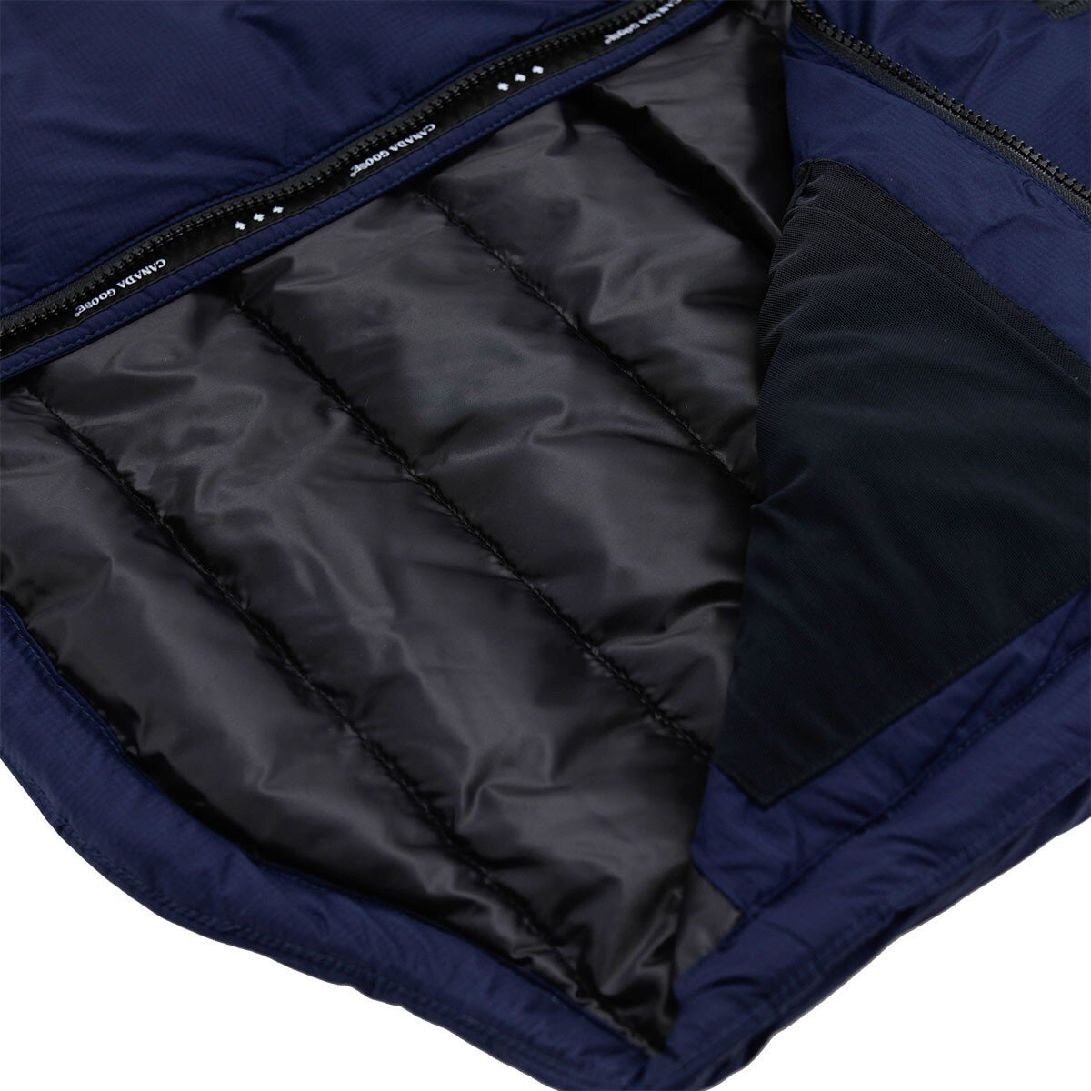 Canada Goose 男短版連帽羽絨外套 深藍