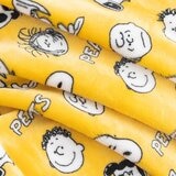 Peanuts 經典卡通舒適毯 152公分 X 177公分 黃