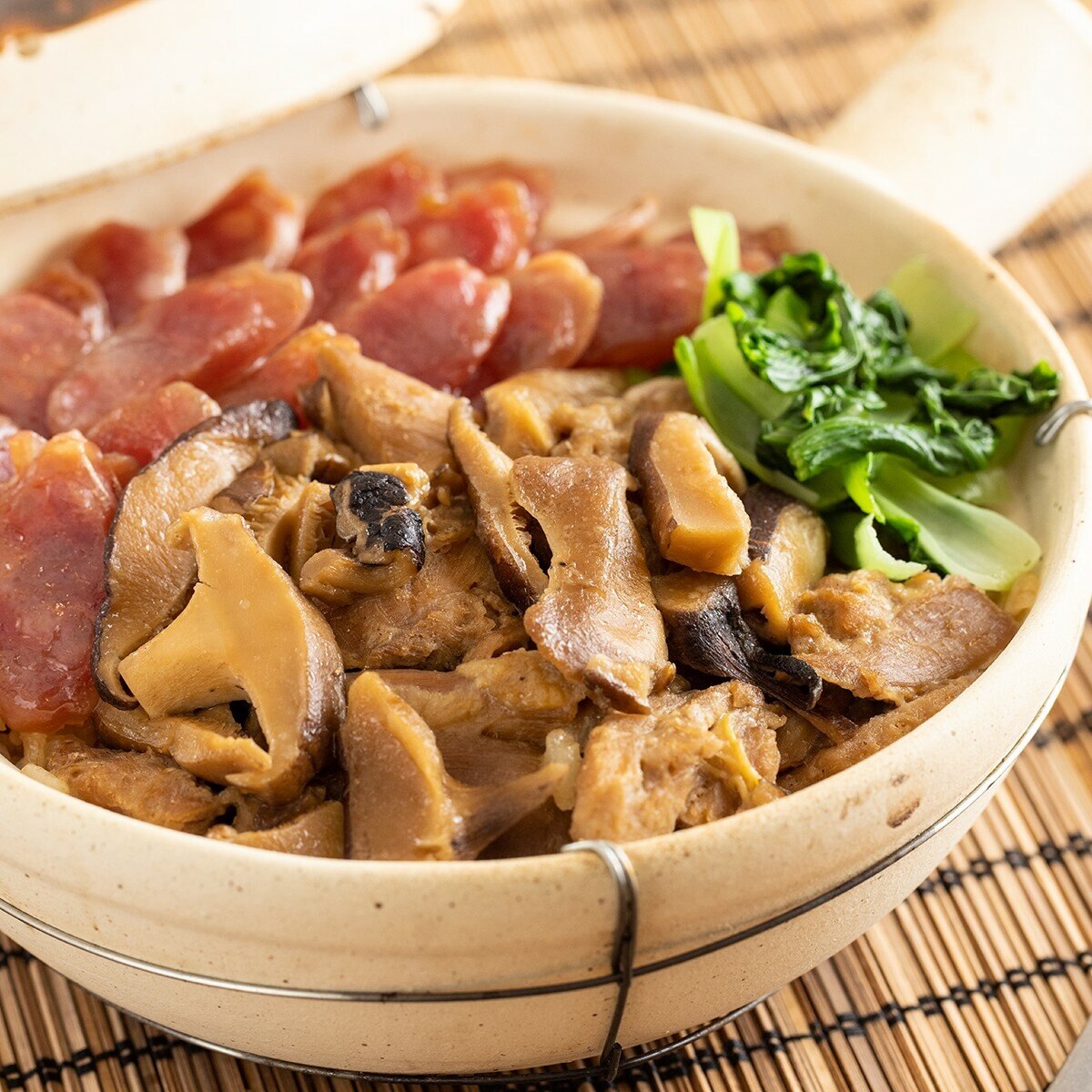 科克蘭 臘腸北菇滑雞飯 (秤重商品)