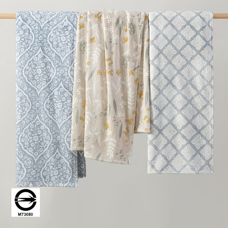 Casual Living 雙人舒適毯 233公分 X 248公分 珠光藍