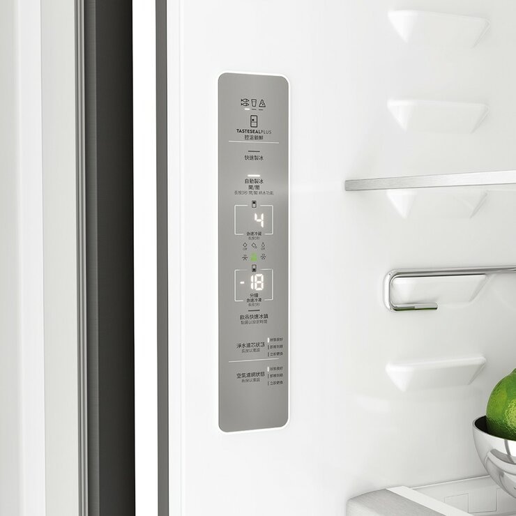 伊萊克斯 543公升 極致美味700 獨立式外飲水四門對開冰箱