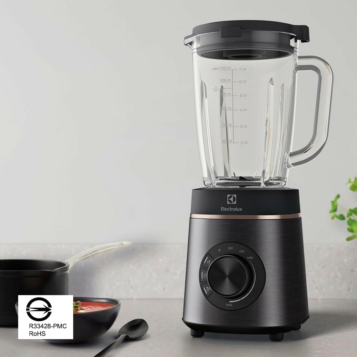 伊萊克斯 極致美味500 蔬果調理果汁機 E5TB1-702K