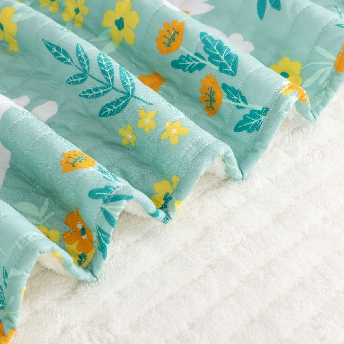 Berkshire 印花薄被毛毯 152公分 X 177公分 兔子 Berkshire 印花薄被毛毯 152公分 X 177公分 兔子