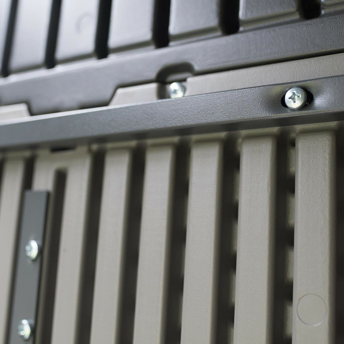 Lifetime 7呎 X 9.5呎 戶外儲藏屋