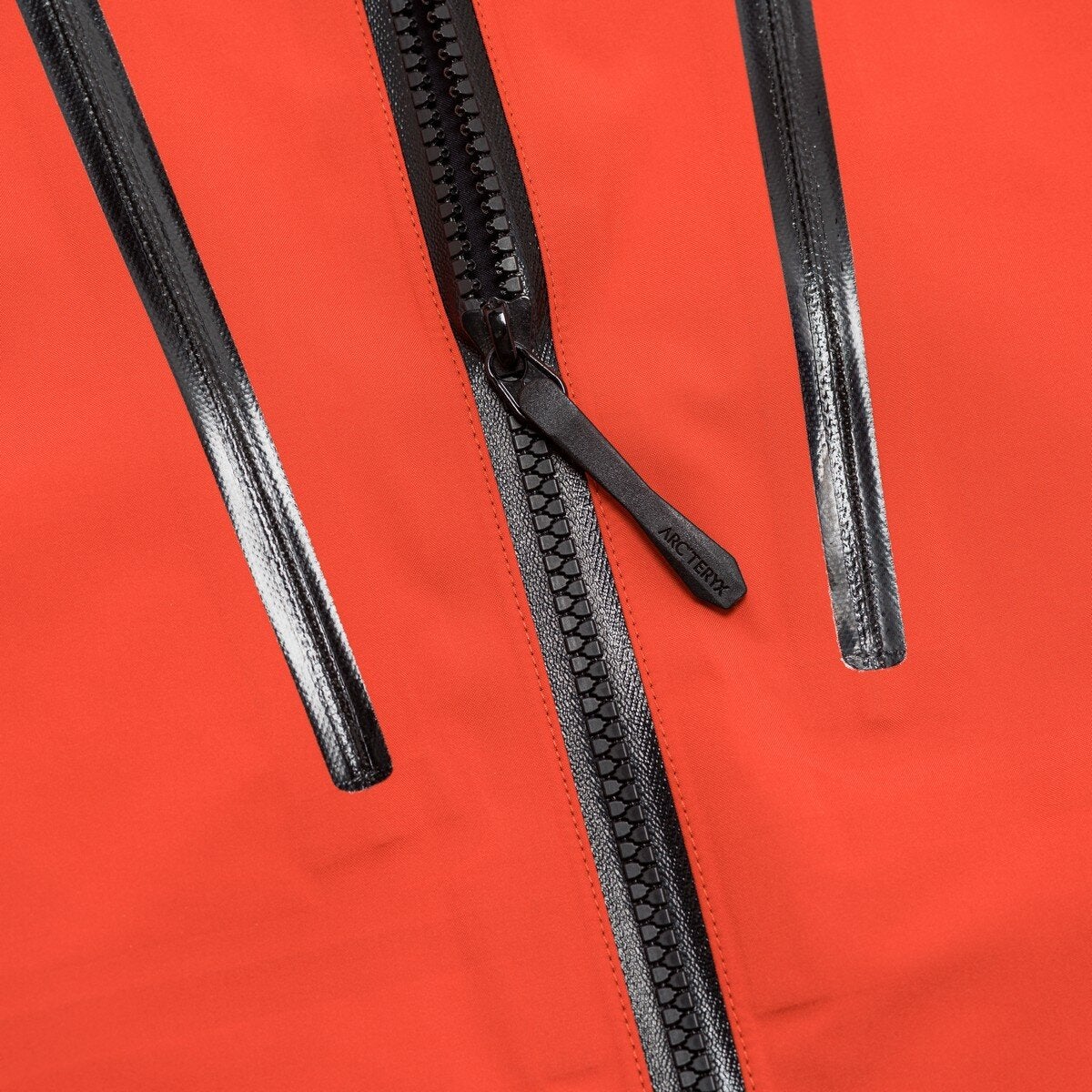 Arc'teryx 男外套 紅 Arc'teryx 男外套 紅