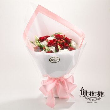台北花苑短型紅玫瑰花束 台北花苑短型紅玫瑰花束